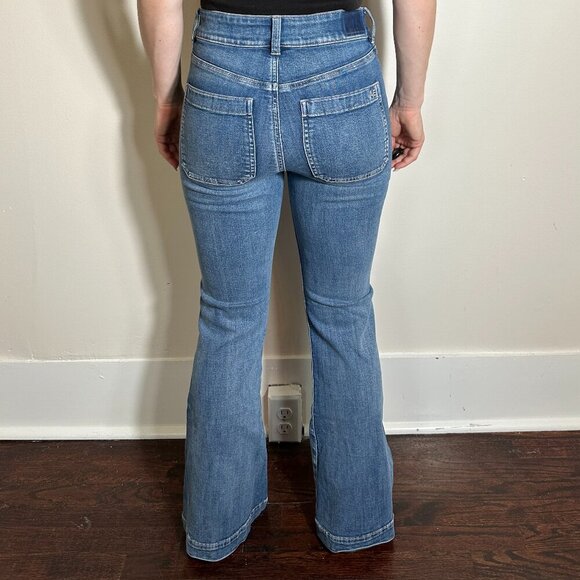 American Eagle Super Hi-Rise Flare Size 6 - Picture 3 of 15